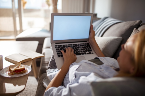 Pandemia groźna dla? kręgosłupa / komentarz fizjoterapeuty